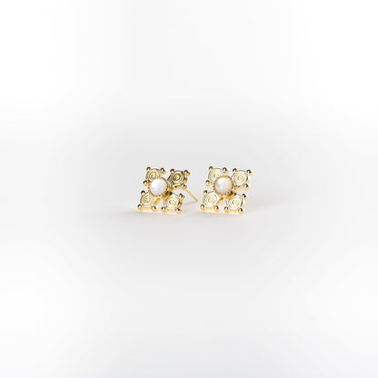 Les boucles d'oreilles - Croix de Savoie