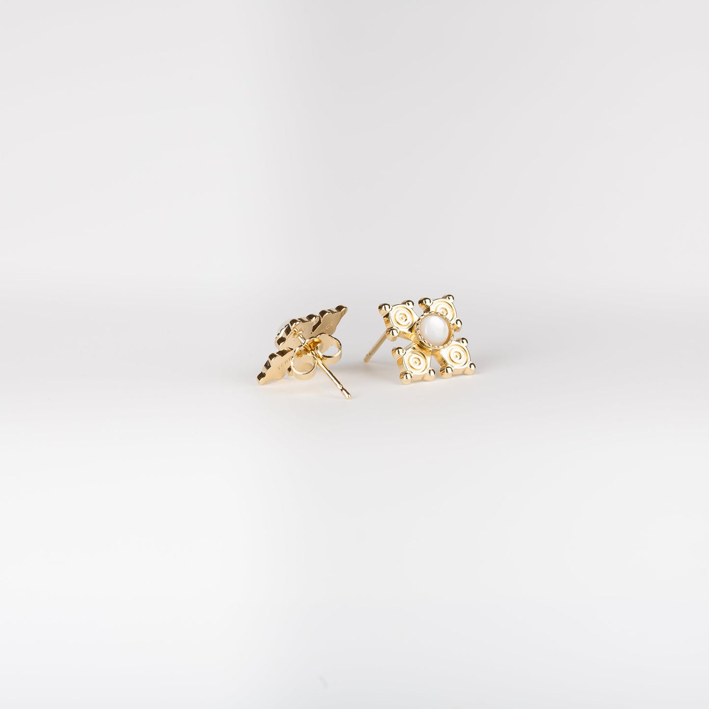 Les boucles d'oreilles - Croix de Savoie